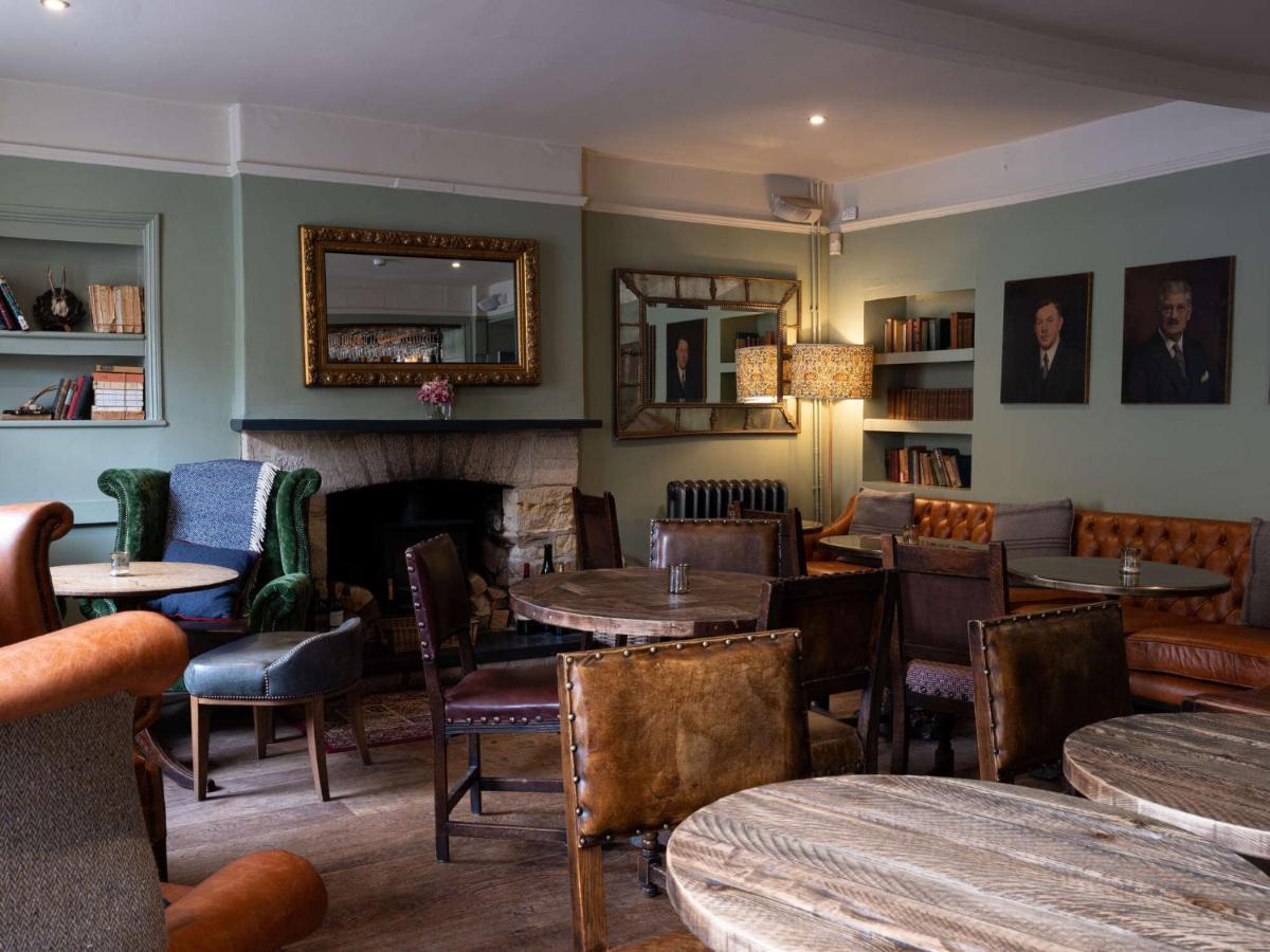 The Wheatsheaf Inn Буртон-он-те-Уотер Экстерьер фото