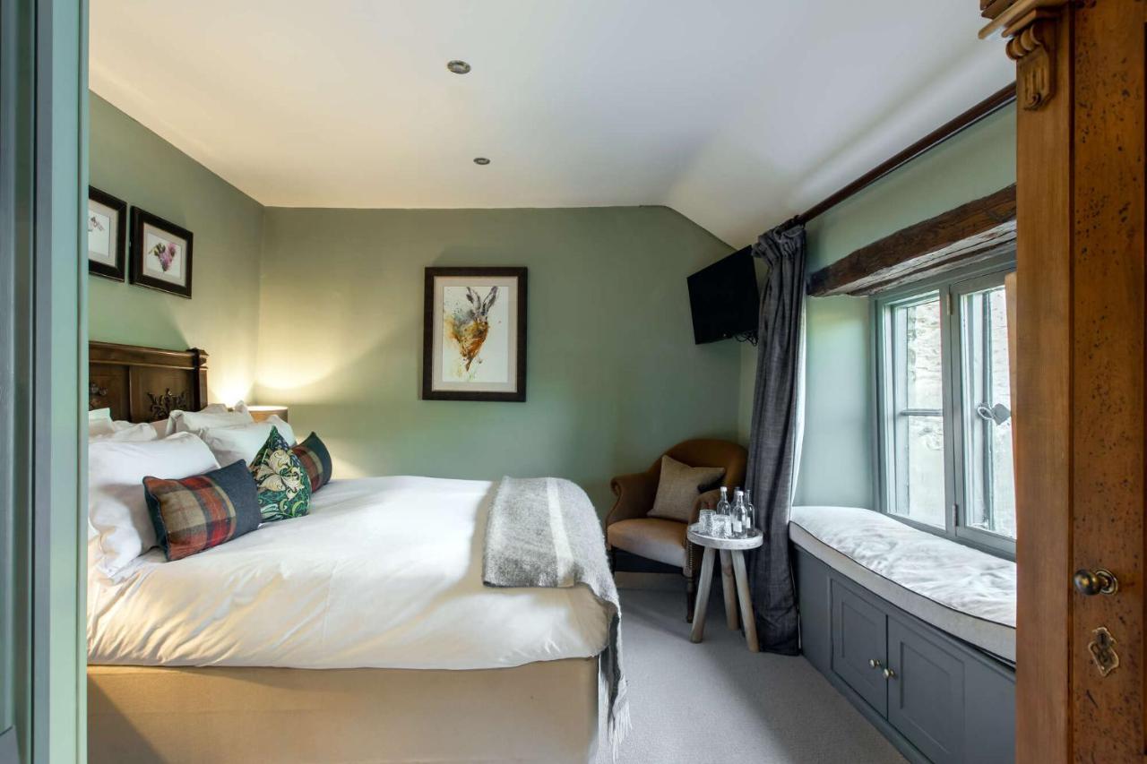 The Wheatsheaf Inn Буртон-он-те-Уотер Экстерьер фото